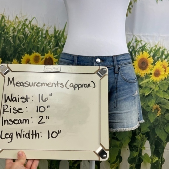 BCBG Blue Distressed Denim Shorts 27 - Picture 12 of 16